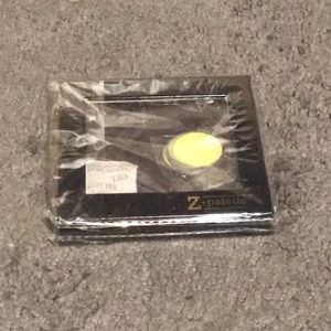 Brand New Zpalette small in black
